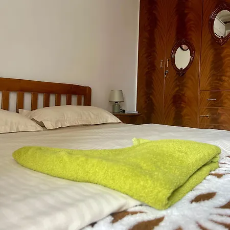 Апартаменты Guest House Korce *