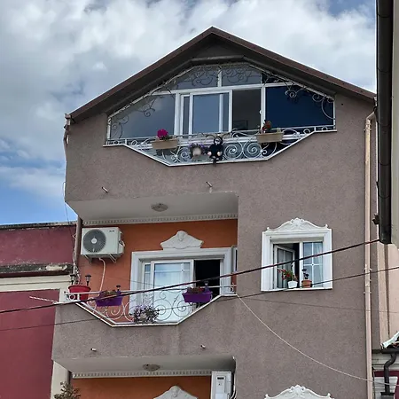 Guest House Korce Apartment *